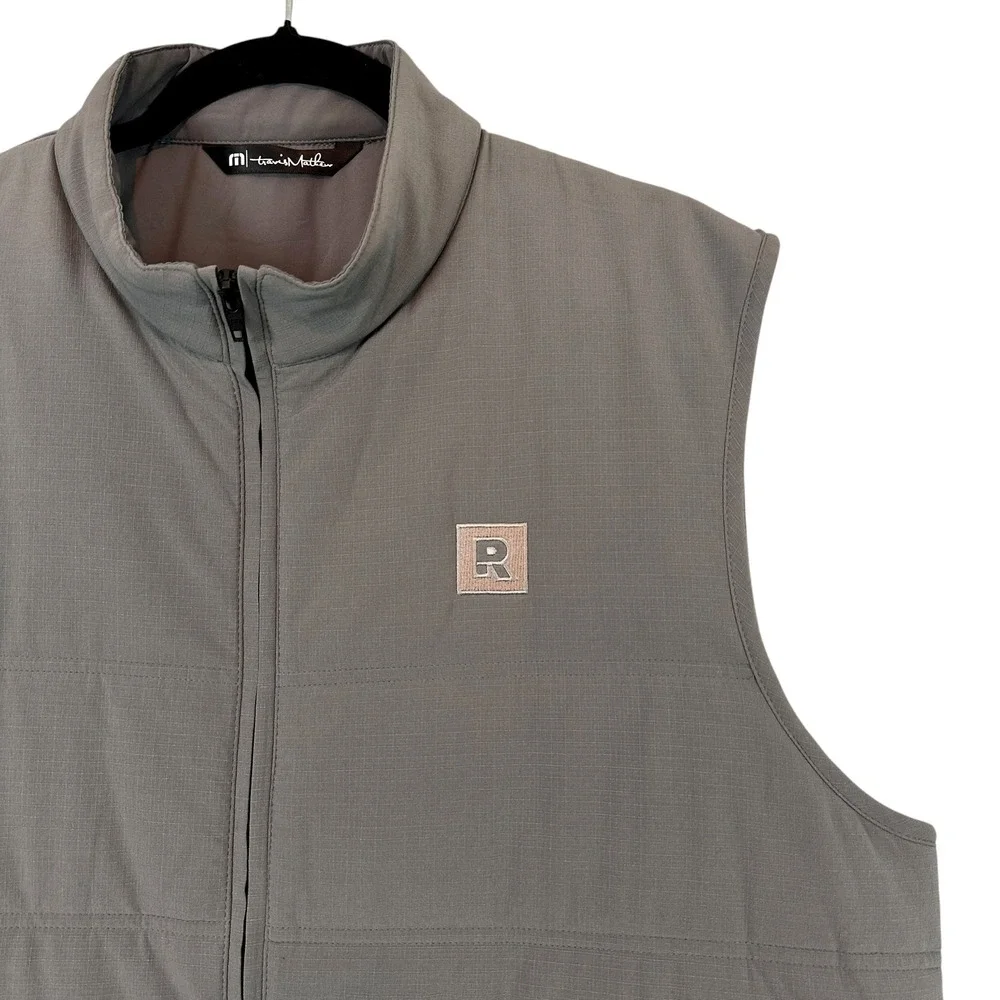 Travis Mathew excellent preowned
